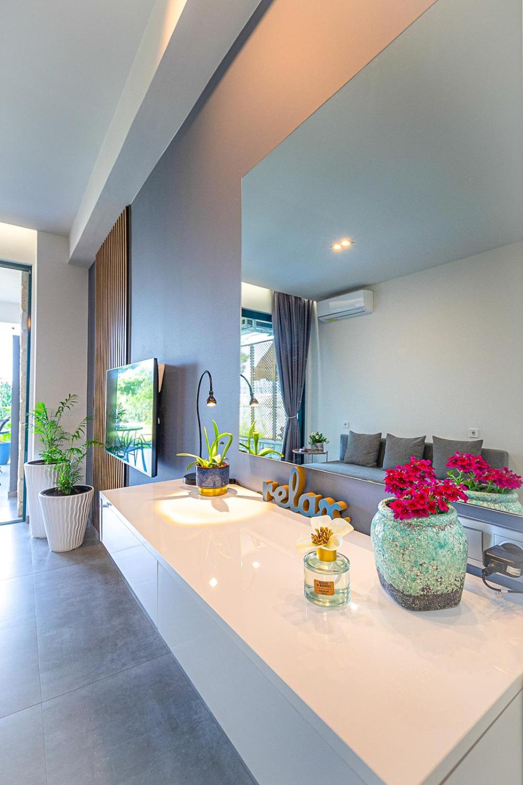 Rita Sea View Apartment Kallithea  ภายนอก รูปภาพ