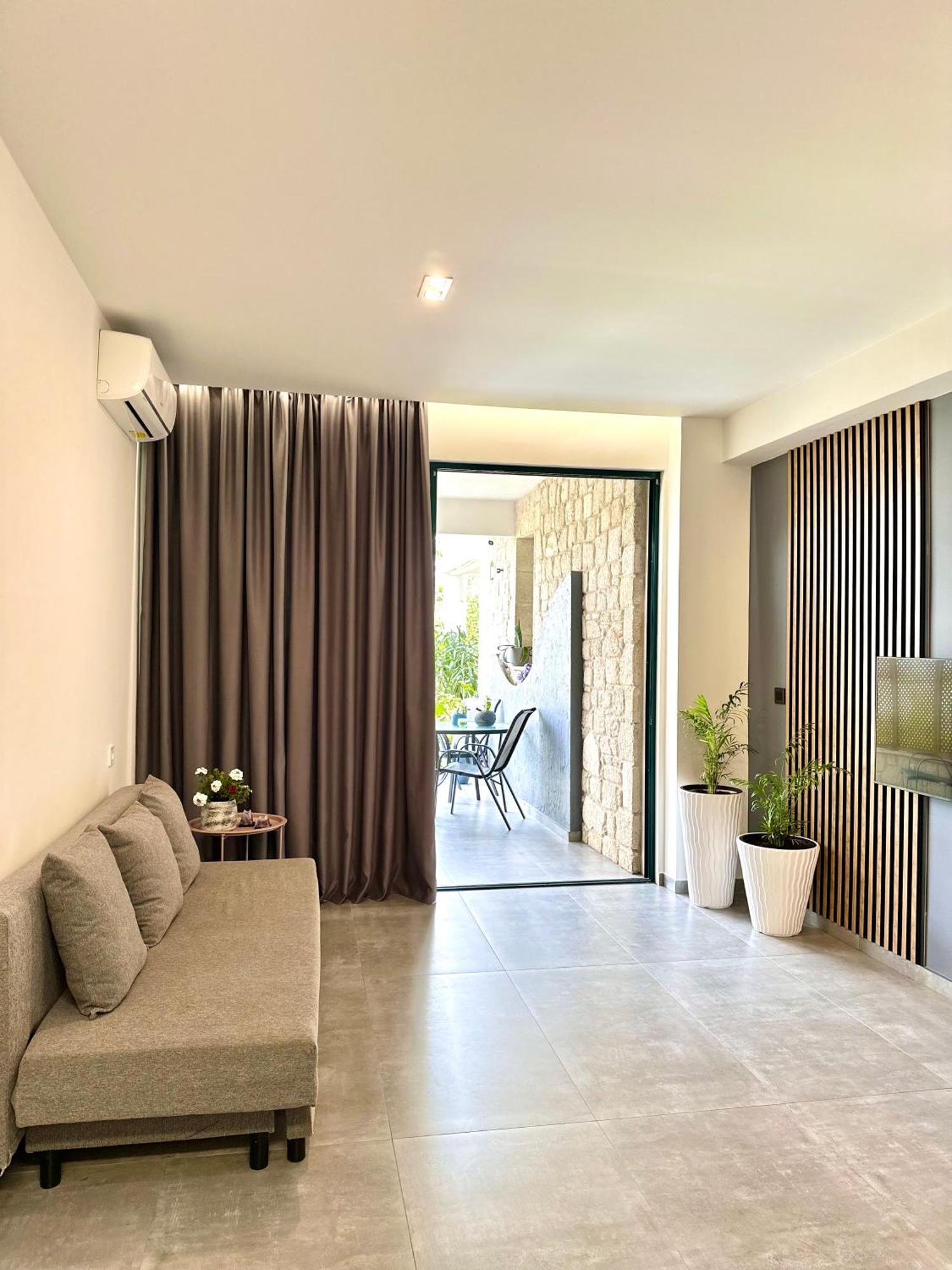 Rita Sea View Apartment Kallithea  ภายนอก รูปภาพ