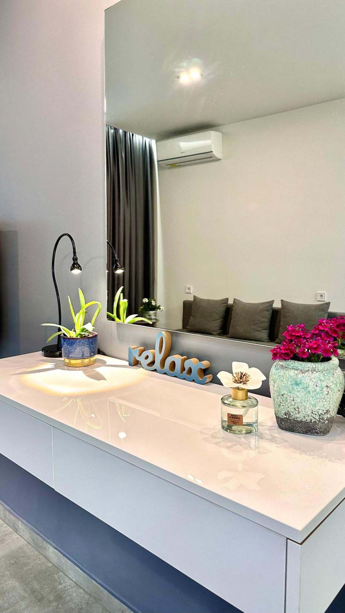 Rita Sea View Apartment Kallithea  ภายนอก รูปภาพ