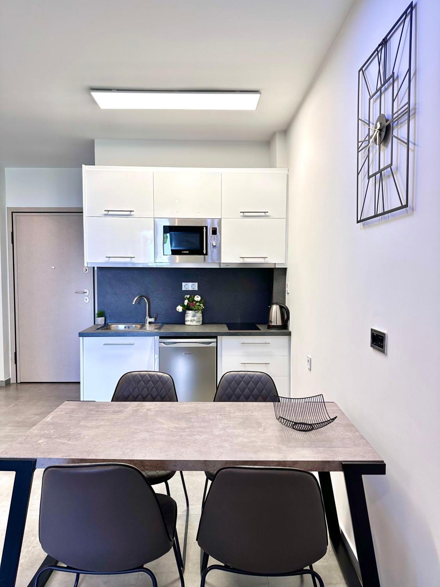 Rita Sea View Apartment Kallithea  ภายนอก รูปภาพ